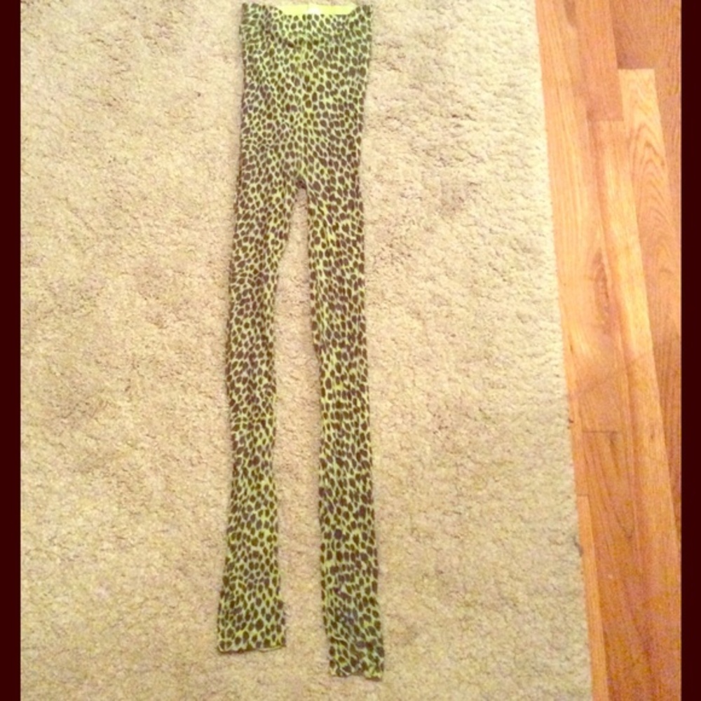 Cute Neon Green Leopard Print Pennyhose
